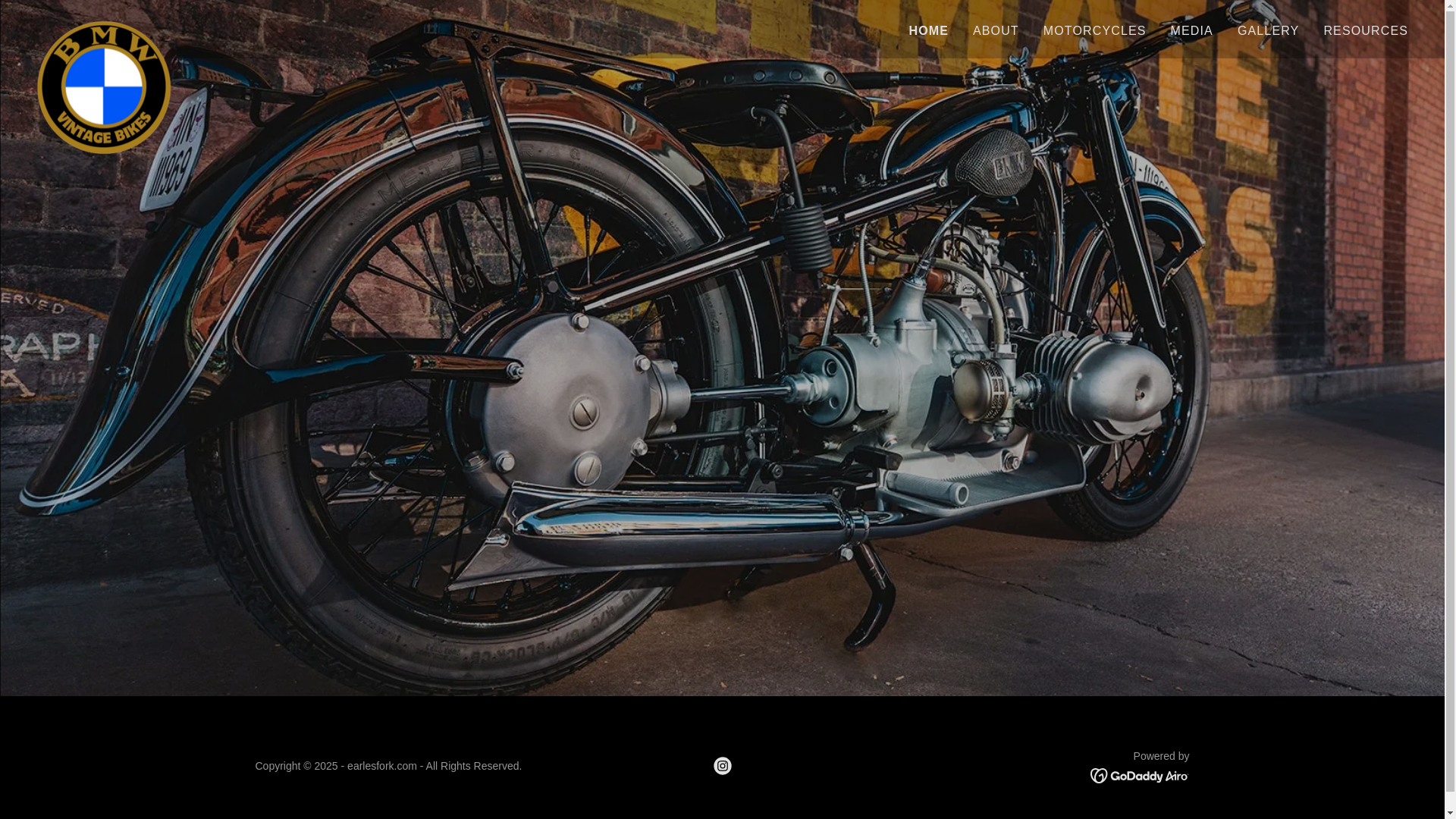 website screenshot of https://vintagebmwbikes.com/