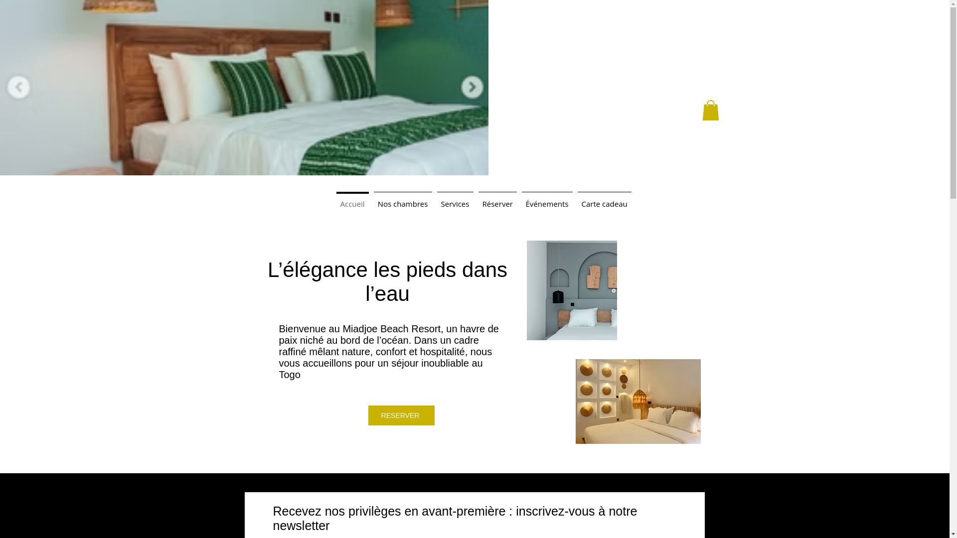 website screenshot of https://miadjoebeachresort.com/