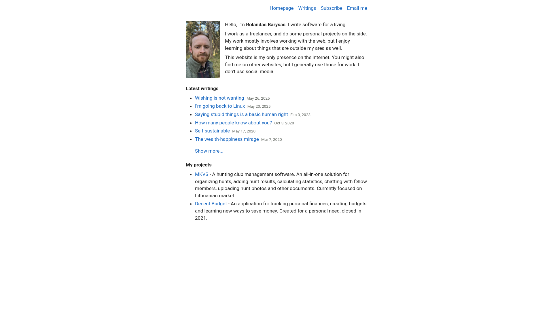 website screenshot of https://rolandas-blog.pages.dev/