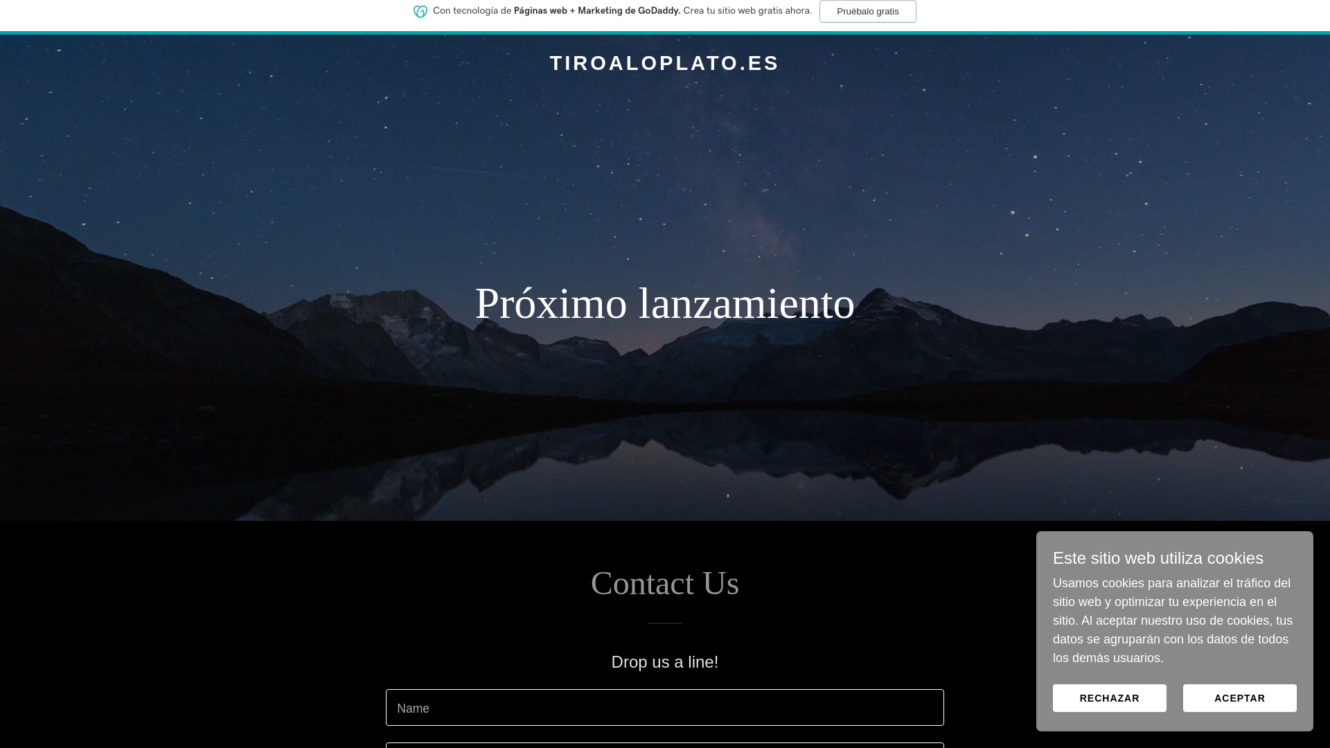 website screenshot of https://tiroaloplato.es/