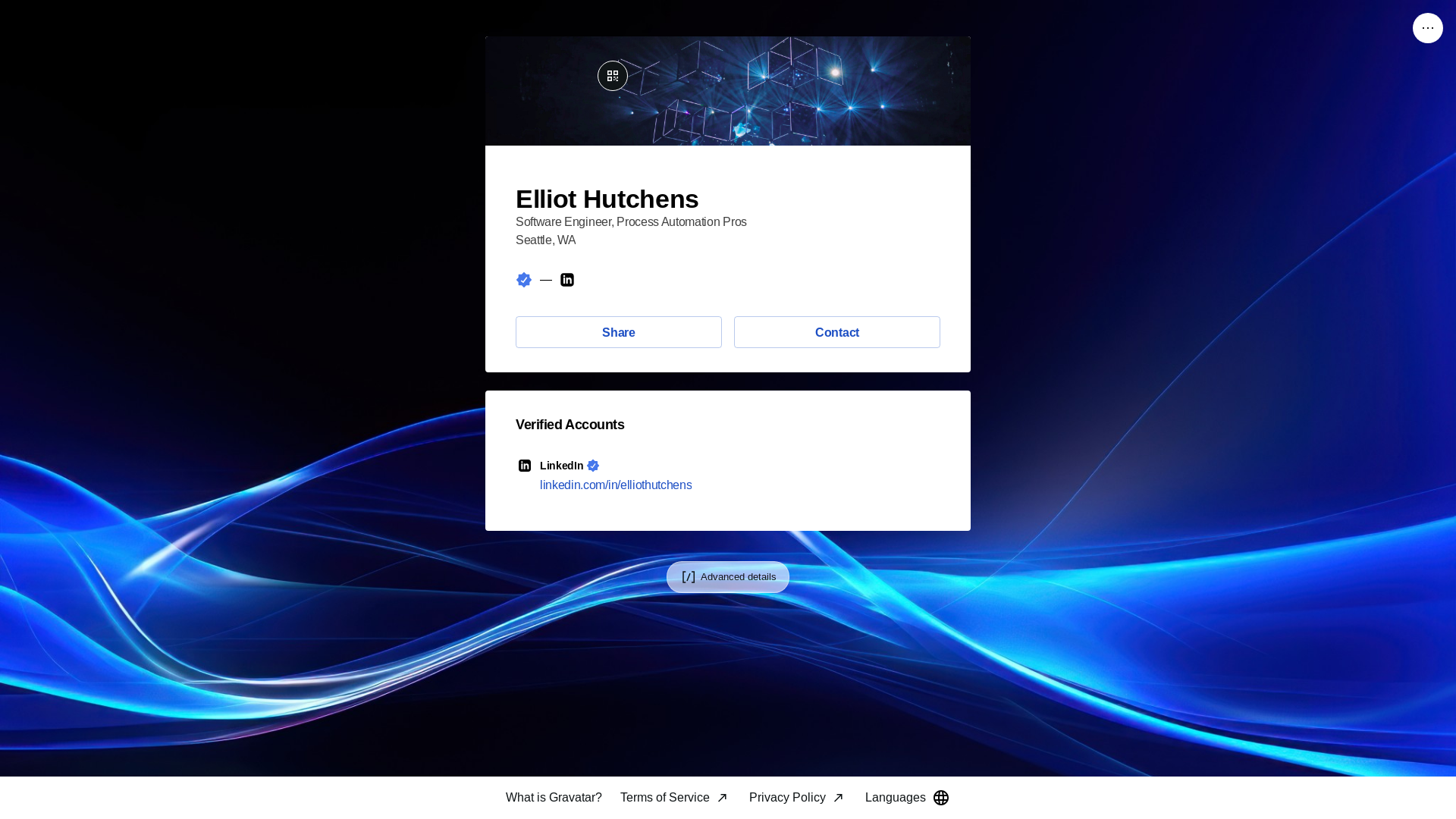 website screenshot of https://elliothutchens.link/