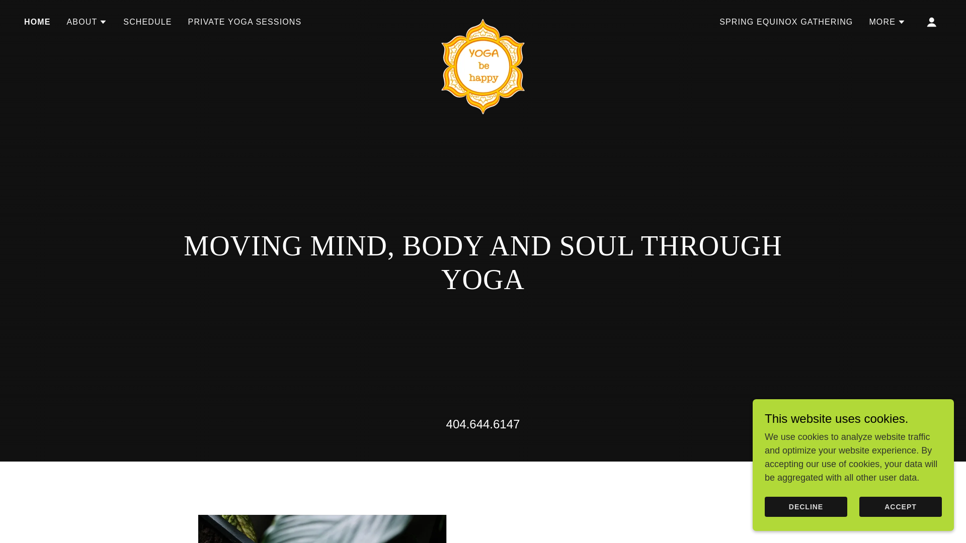website screenshot of https://yogabehappy.org/