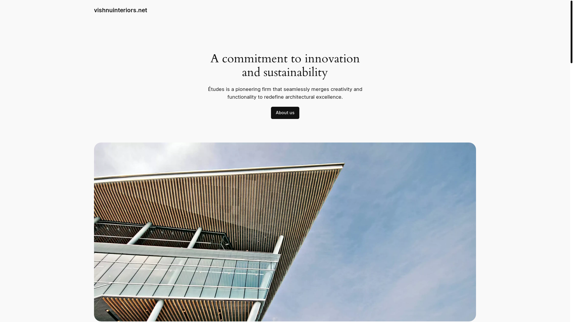 website screenshot of https://vishnuinteriors.net/