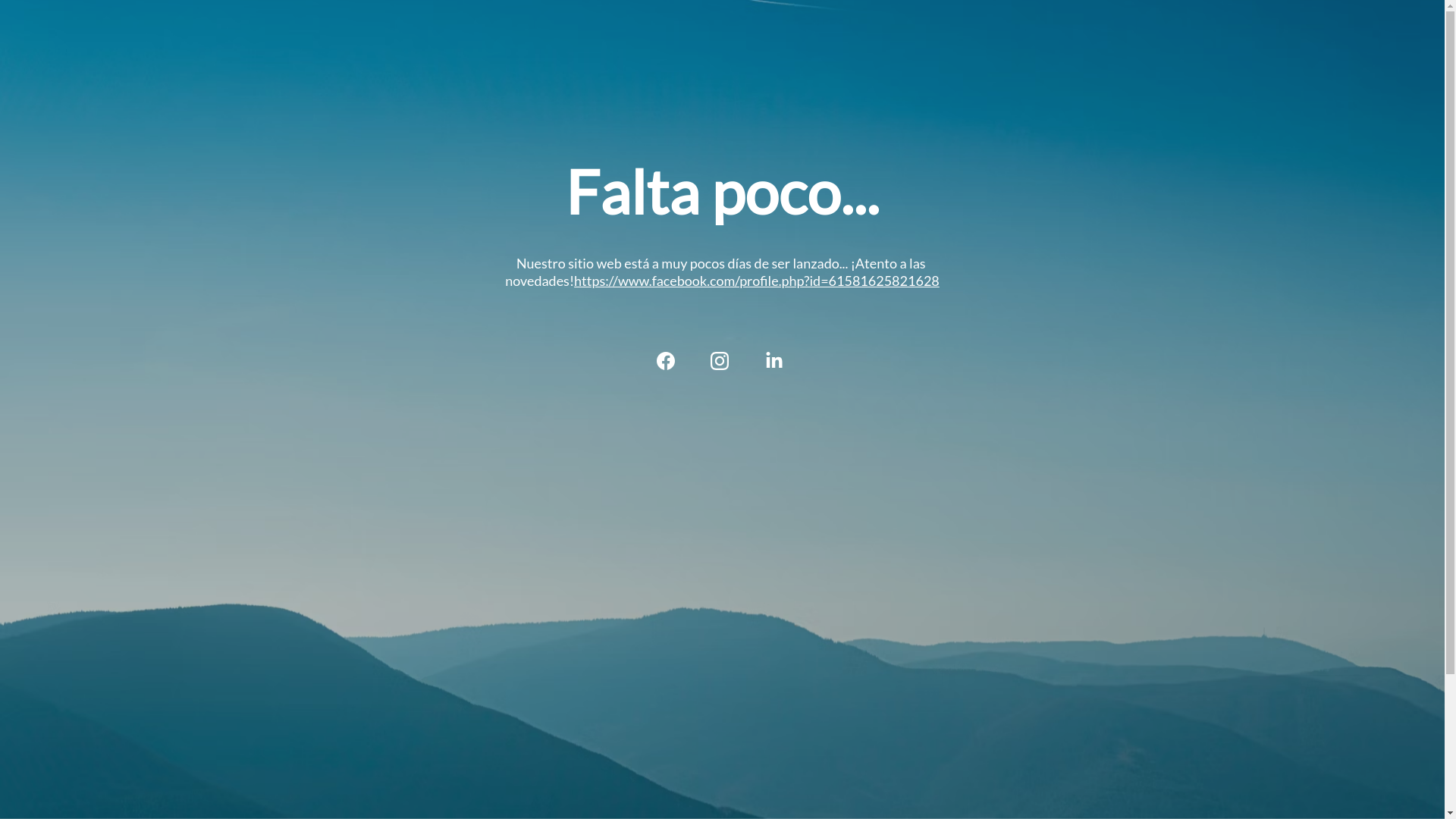 website screenshot of https://auranomadviajes.tur.ar/