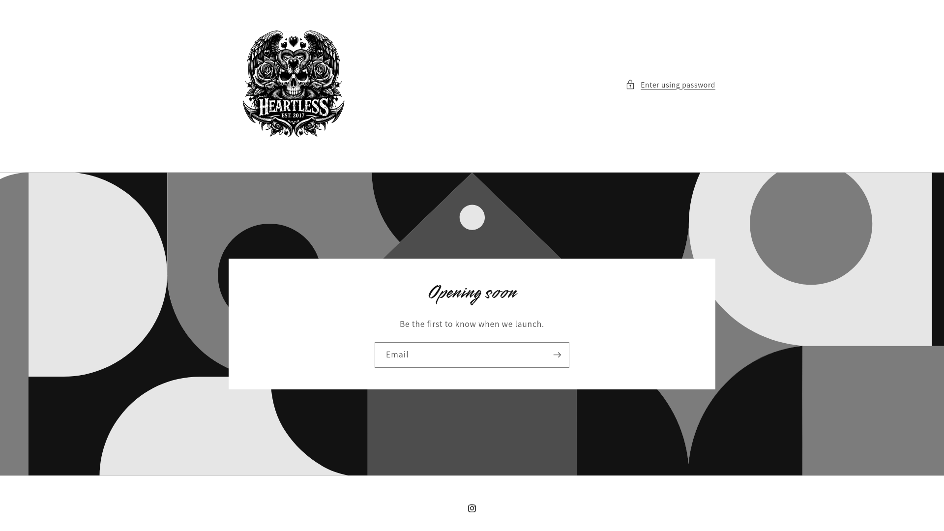 website screenshot of https://heartlessklothing.store